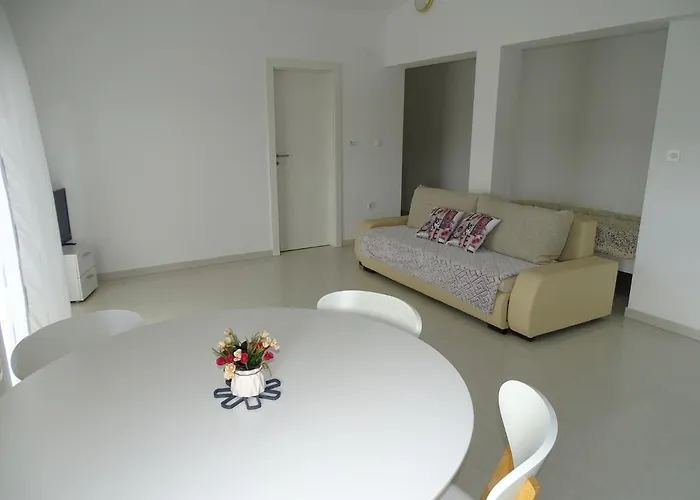 S Bazenom Anastazija Villa Poljica (Zadar)