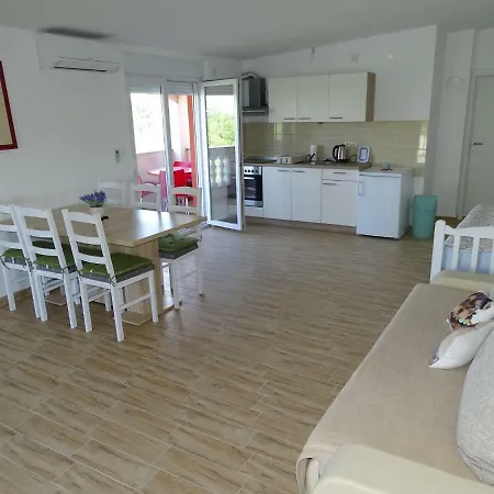Villa S Bazenom Anastazija