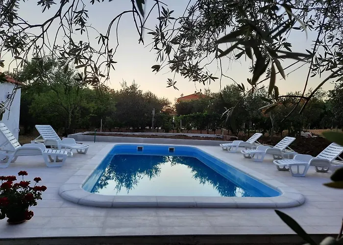 S Bazenom Anastazija