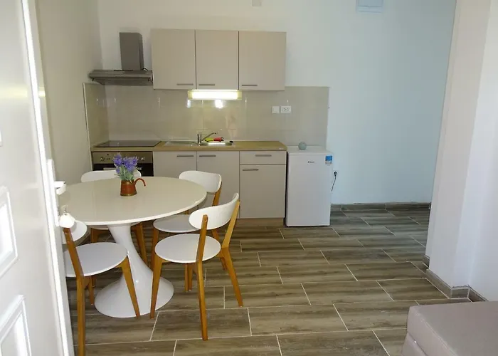 S Bazenom Anastazija *